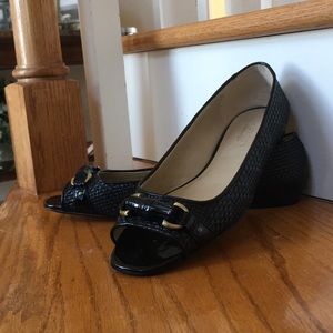 Talbots beautiful black Flats